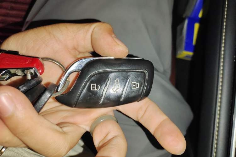 Used Roewe i6 MAX 2020 300TGI Automatic Sporty Cool Edition Vehicle Key