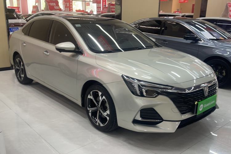 Used Roewe i6 MAX 2020 300TGI Automatic Cool & Stylish Skyroof Edition Exterior 2