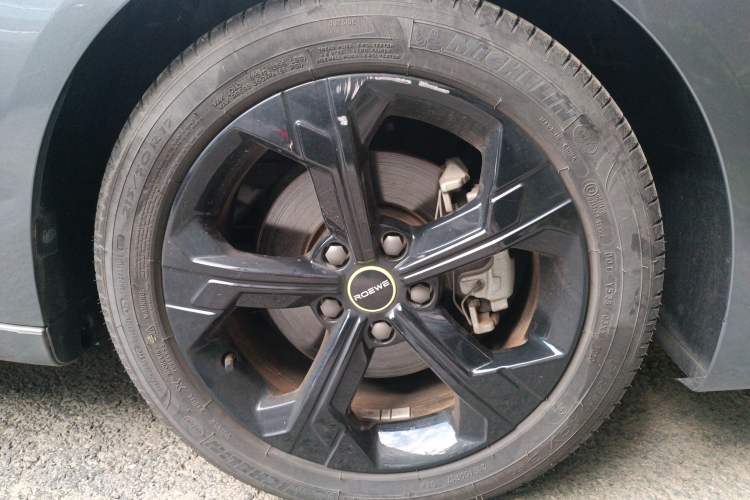 Used Roewe i6 MAX New Energy 2020 1.5T PHEV Sporty Cool Edition Right Front Wheel Hub