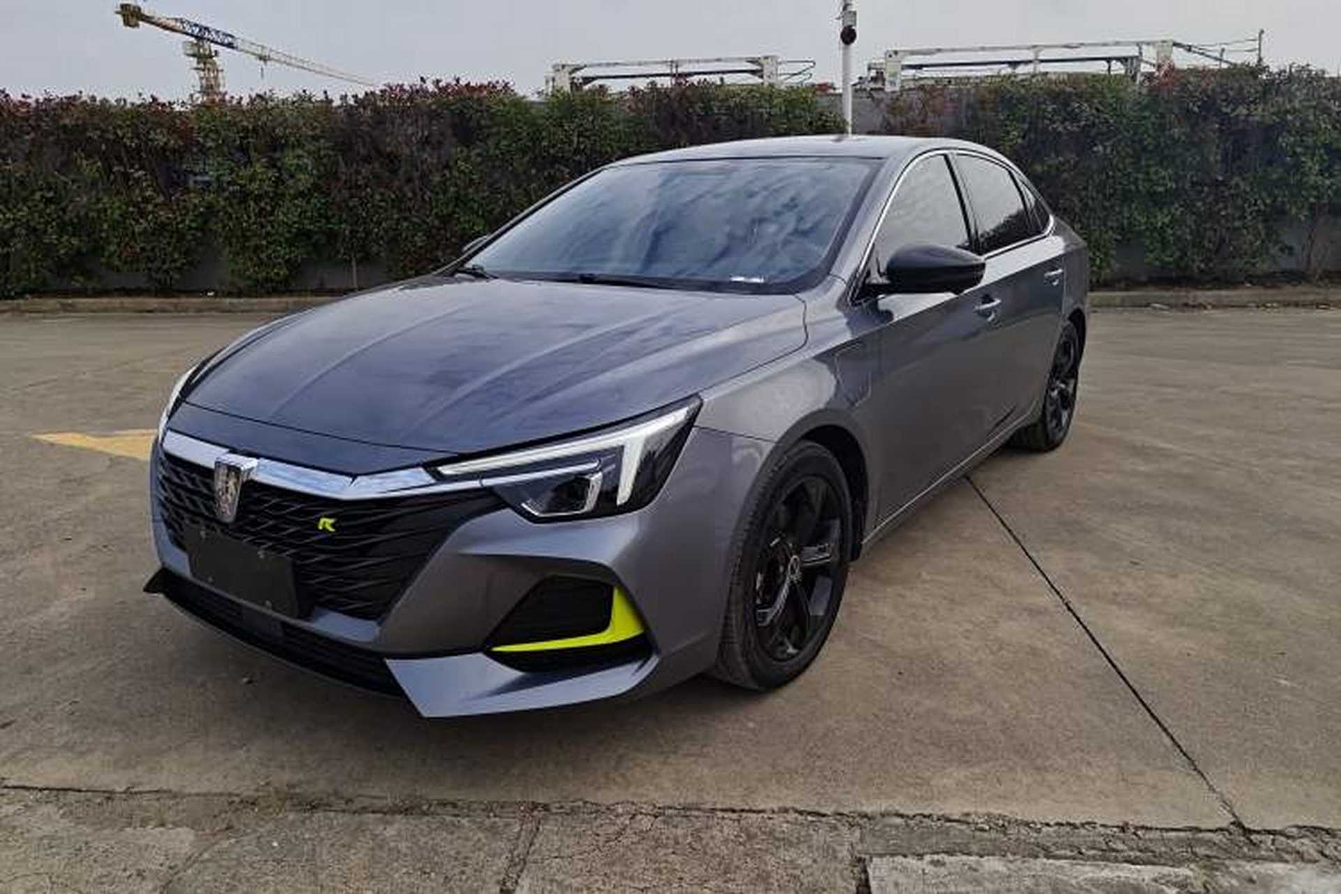 Used Roewe i6 MAX New Energy 2020 1.5T PHEV Sporty Cool Edition Front Left 45 Deg