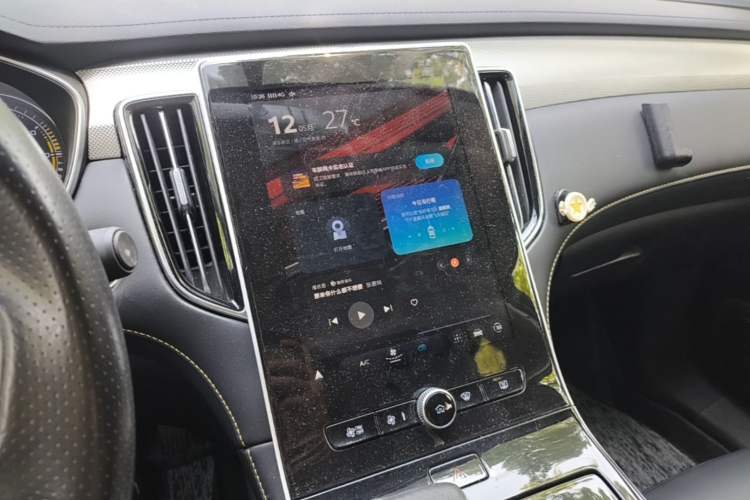 Used Roewe i6 MAX New Energy 2020 1.5T PHEV Sporty Cool Edition Audio And AC Panel