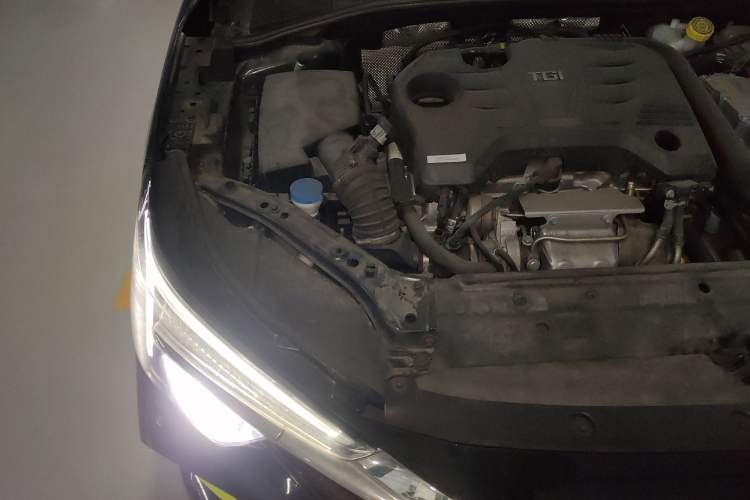 Used Roewe i6 MAX New Energy 2020 1.5T PHEV Cool & Stylish Skyroof Edition Engine Bay Right