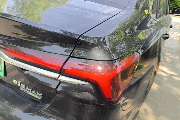 Used Roewe i6 MAX New Energy 2020 1.5T PHEV Sporty Cool Edition Exterior 3