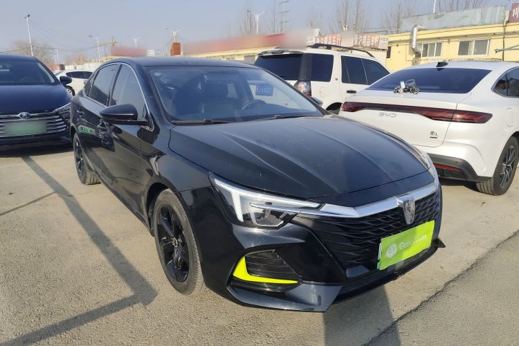 Used Roewe i6 MAX New Energy 2020 1.5T PHEV Sporty Cool Edition Front Right 45 Deg