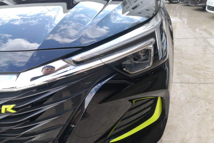 Used Roewe i6 MAX New Energy 2020 1.5T PHEV Cool & Spacious Skyroof Intelligent Drive Supreme Edition Left Front Headlight