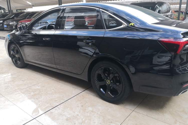 Used Roewe i6 MAX New Energy 2020 1.5T PHEV Cool & Spacious Skyroof Intelligent Drive Supreme Edition Left Side