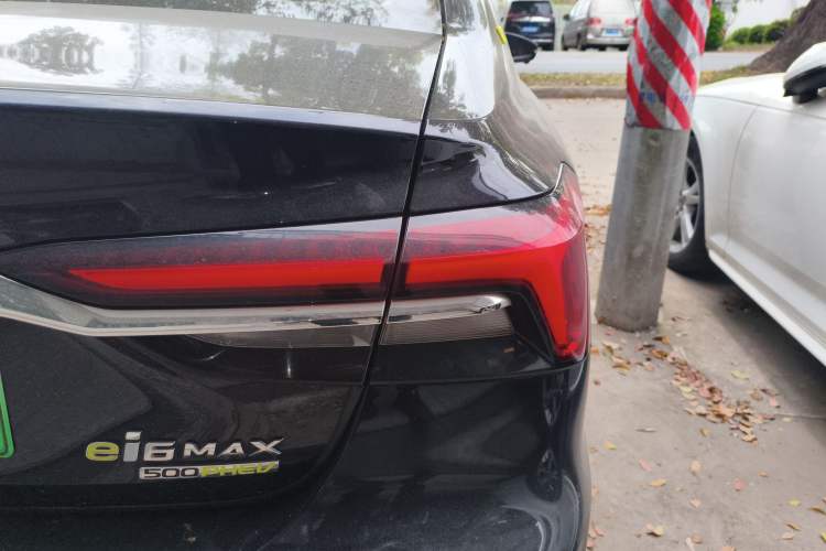 Used Roewe i6 MAX New Energy 2020 1.5T PHEV Sporty Cool Edition Right Rear Taillight
