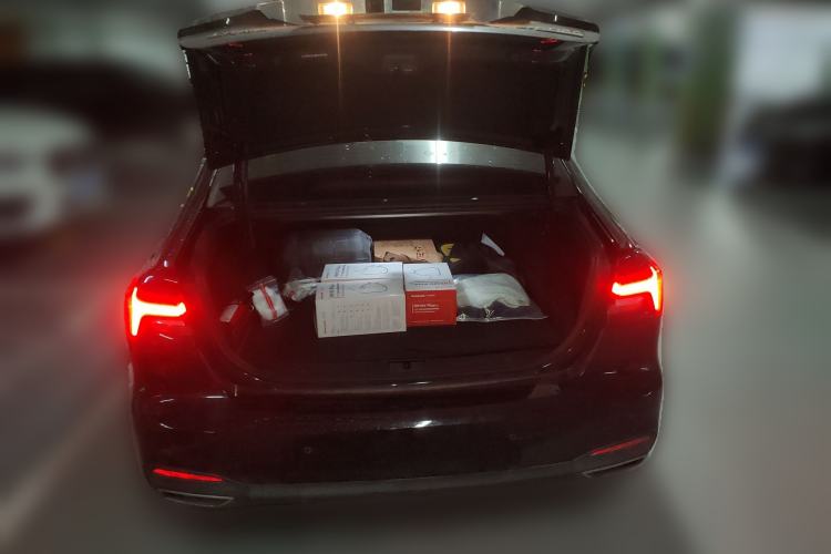 Used Roewe i6 MAX New Energy 2020 1.5T PHEV Cool & Stylish Skyroof Edition Trunk