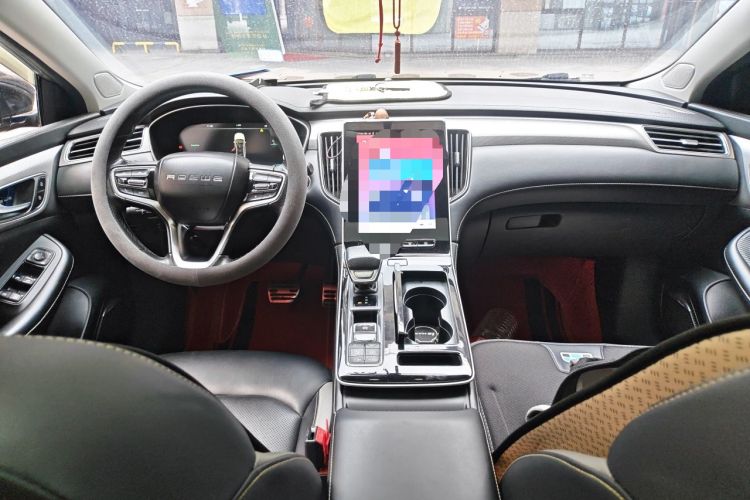 Used Roewe i6 MAX New Energy 2020 1.5T PHEV Cool & Stylish Skyroof Edition Center Console
