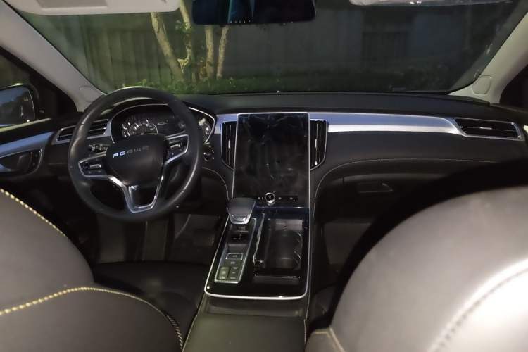 Used Roewe i6 MAX New Energy 2020 1.5T PHEV Sporty Cool Edition Center Console