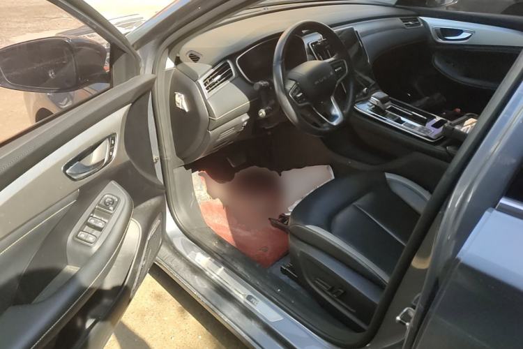 Used Roewe i6 MAX New Energy 2020 1.5T PHEV Cool & Stylish Skyroof Edition Driver Seat
