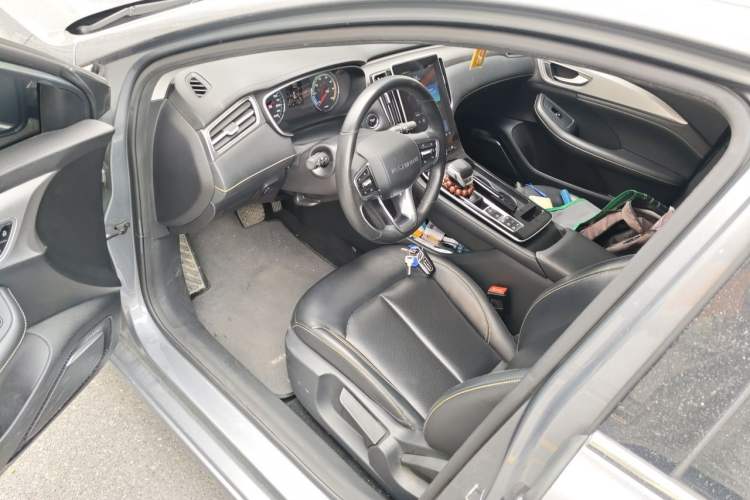 Used Roewe i6 MAX New Energy 2020 1.5T PHEV Sporty Cool Edition Driver Seat
