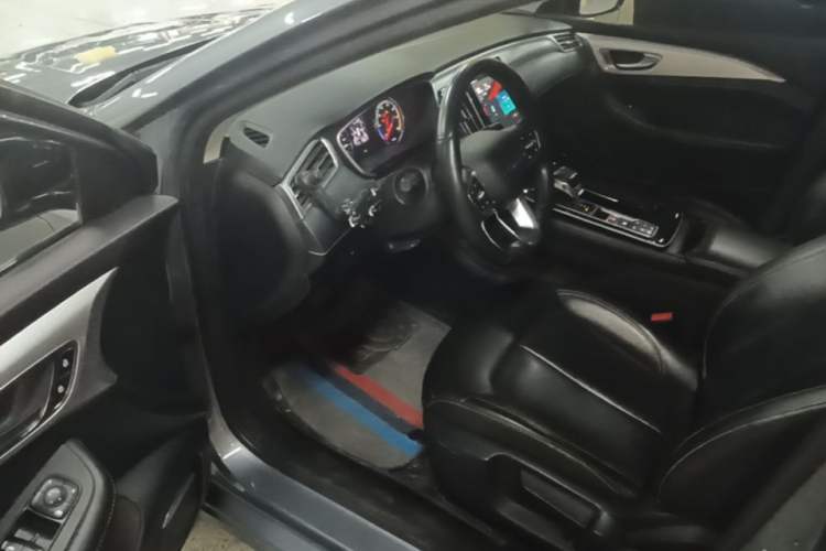 Used Roewe i6 MAX New Energy 2020 1.5T PHEV Sporty Cool Edition Driver Seat