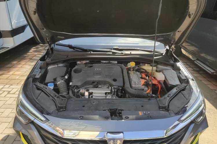 Used Roewe i6 MAX New Energy 2020 1.5T PHEV Cool & Stylish Skyroof Edition Engine Bay