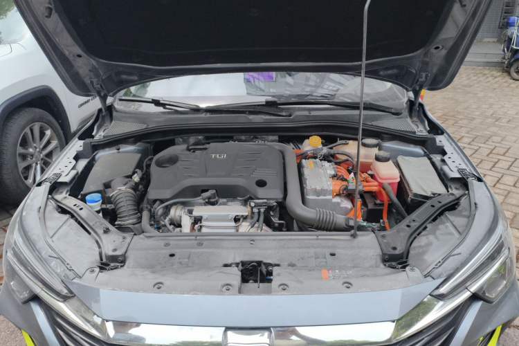 Used Roewe i6 MAX New Energy 2020 1.5T PHEV Cool & Stylish Skyroof Edition Engine Bay