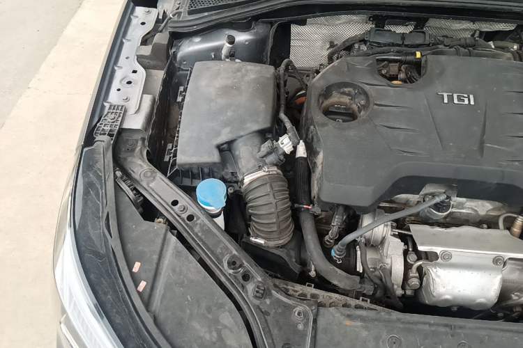 Used Roewe i6 MAX New Energy 2020 1.5T PHEV Sporty Cool Edition Engine Bay Right