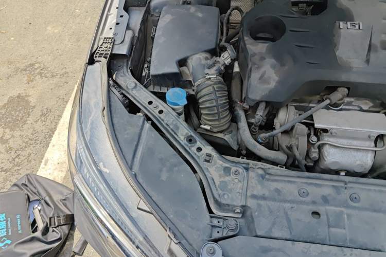 Used Roewe i6 MAX New Energy 2020 1.5T PHEV Sporty Cool Edition Engine Bay Right