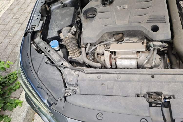 Used Roewe i6 MAX New Energy 2020 1.5T PHEV Sporty Cool Edition Engine Bay Right
