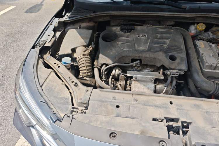 Used Roewe i6 MAX New Energy 2020 1.5T PHEV Sporty Cool Edition Engine Bay Right