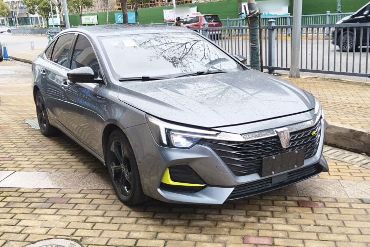 Used Roewe i6 MAX New Energy 2020 1.5T PHEV Sporty Cool Edition Front Right 45 Deg