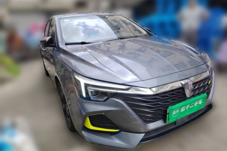 Used Roewe i6 MAX New Energy 2020 1.5T PHEV Sporty Cool Edition Front Right 45 Deg