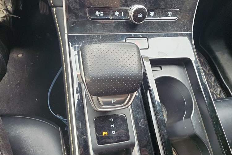 Used Roewe i6 MAX New Energy 2020 1.5T PHEV Sporty Cool Edition Gear Lever