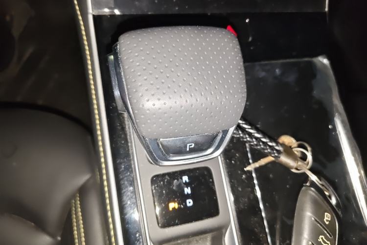 Used Roewe i6 MAX New Energy 2020 1.5T PHEV Sporty Cool Edition Gear Lever