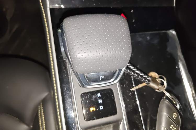 Used Roewe i6 MAX New Energy 2020 1.5T PHEV Sporty Cool Edition Gear Lever