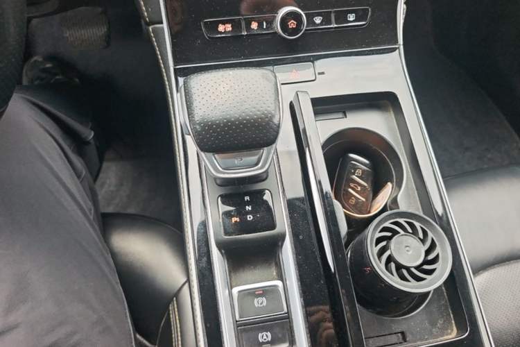 Used Roewe i6 MAX New Energy 2020 1.5T PHEV Sporty Cool Edition Gear Lever