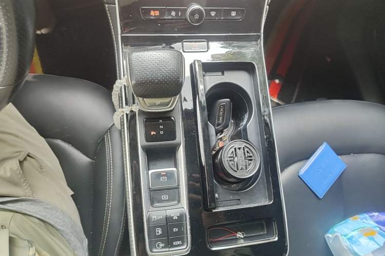 Used Roewe i6 MAX New Energy 2020 1.5T PHEV Sporty Cool Edition Gear Lever