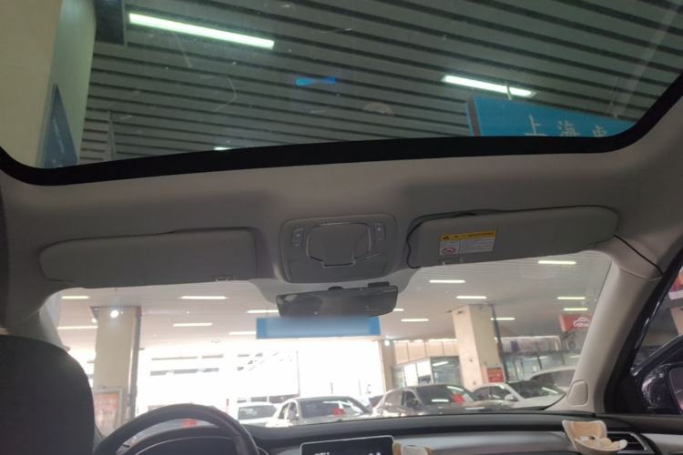 Used Roewe i6 MAX New Energy 2020 1.5T PHEV Cool & Stylish Skyroof Edition Headliner