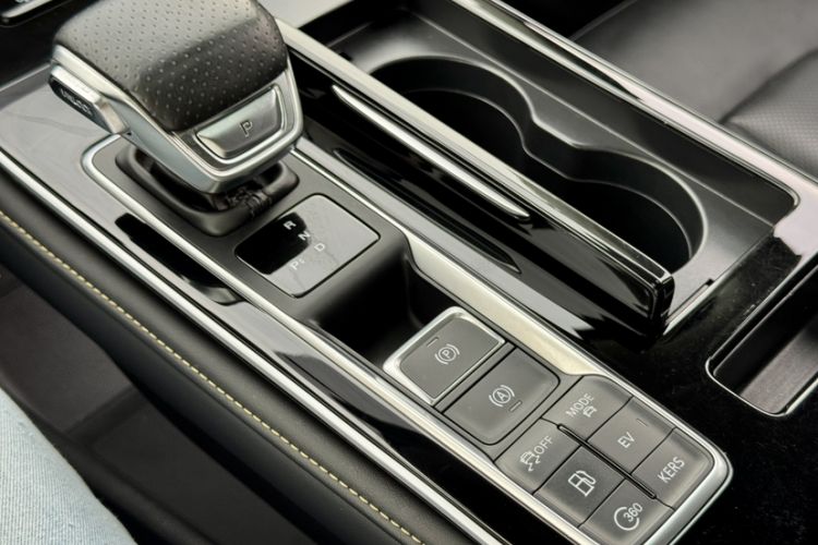 Used Roewe i6 MAX New Energy 2020 1.5T PHEV Sporty Cool Edition Interior 7