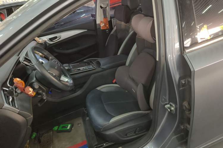 Used Roewe i6 MAX New Energy 2020 1.5T PHEV Cool & Stylish Skyroof Edition Left Front Seat