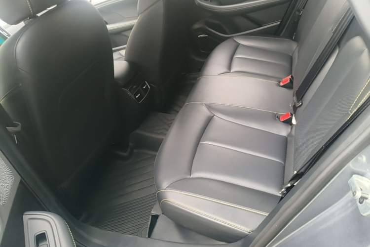 Used Roewe i6 MAX New Energy 2020 1.5T PHEV Sporty Cool Edition Left Rear Seat