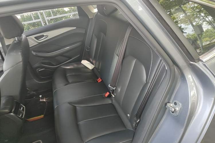 Used Roewe i6 MAX New Energy 2020 1.5T PHEV Sporty Cool Edition Left Rear Seat