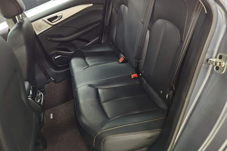 Used Roewe i6 MAX New Energy 2020 1.5T PHEV Sporty Cool Edition Left Rear Seat