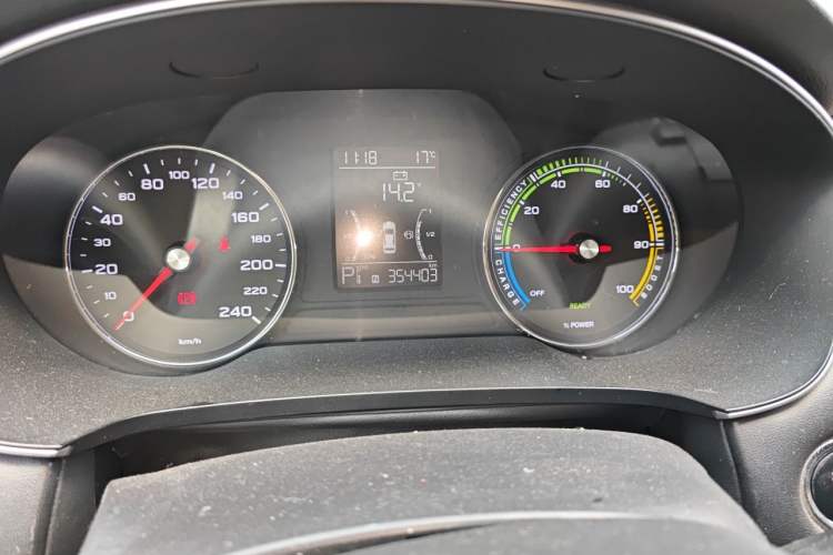 Used Roewe i6 MAX New Energy 2020 1.5T PHEV Sporty Cool Edition Odometer Close Up