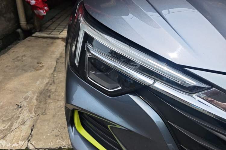 Used Roewe i6 MAX New Energy 2020 1.5T PHEV Sporty Cool Edition Right Front Headlight