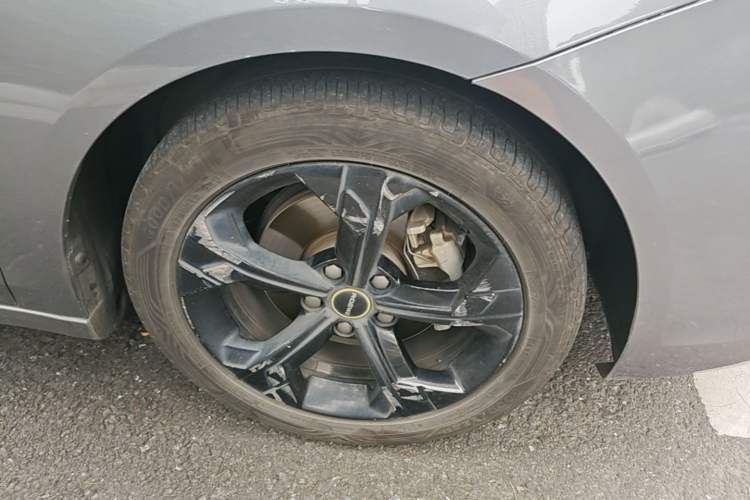 Used Roewe i6 MAX New Energy 2020 1.5T PHEV Sporty Cool Edition Right Front Wheel Hub