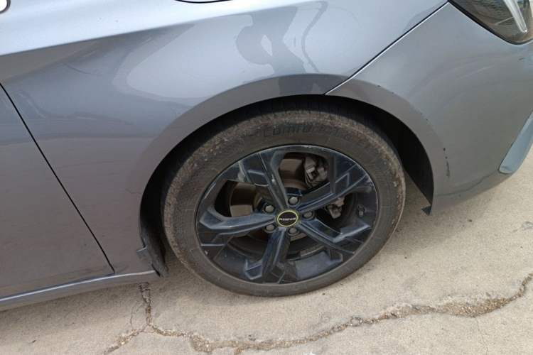 Used Roewe i6 MAX New Energy 2020 1.5T PHEV Sporty Cool Edition Right Front Wheel Hub