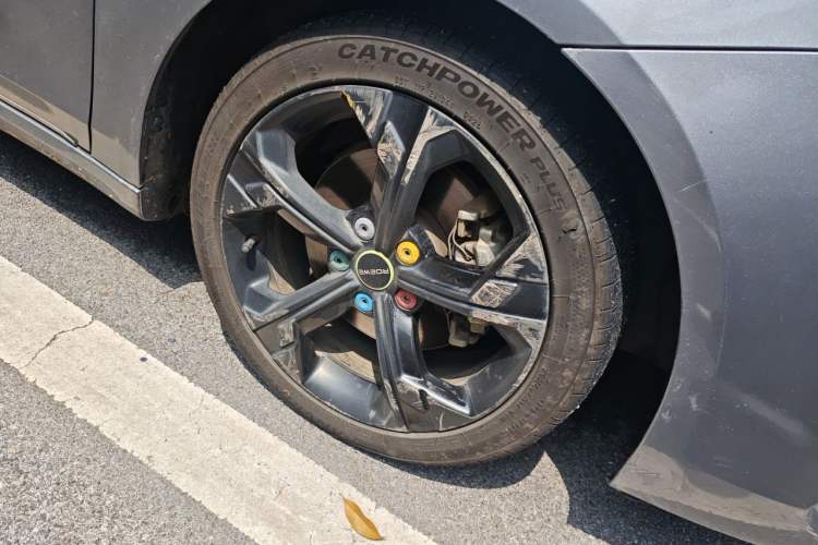 Used Roewe i6 MAX New Energy 2020 1.5T PHEV Sporty Cool Edition Right Front Wheel Hub