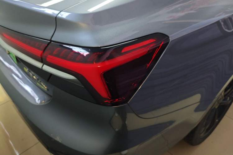 Used Roewe i6 MAX New Energy 2020 1.5T PHEV Sporty Cool Edition Right Rear Taillight