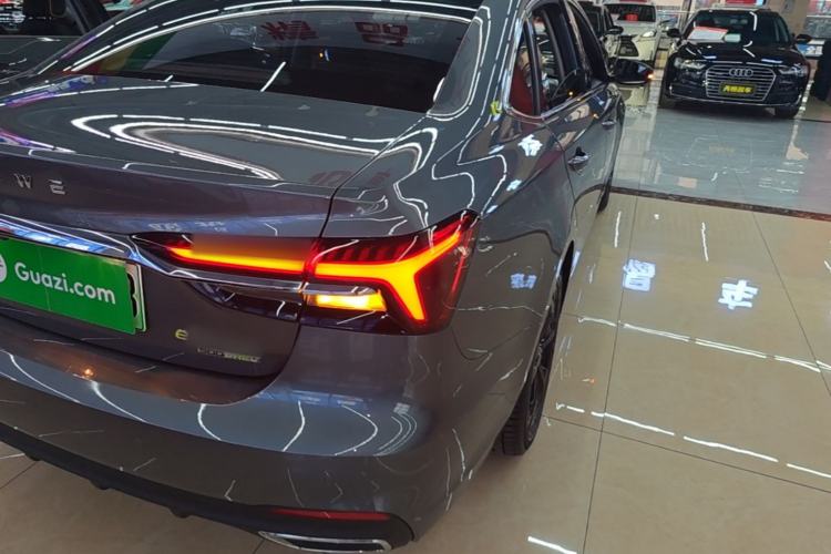 Used Roewe i6 MAX New Energy 2020 1.5T PHEV Cool & Stylish Skyroof Edition Right Rear Taillight