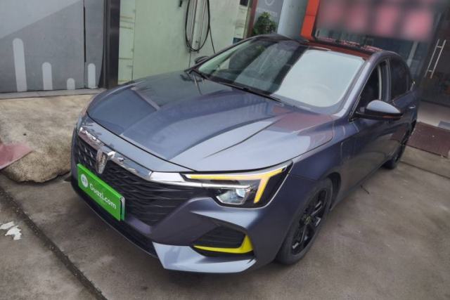 Używany Roewe i6 MAX New Energy 2020 1.5T PHEV Cool & Stylish Skyroof Edition