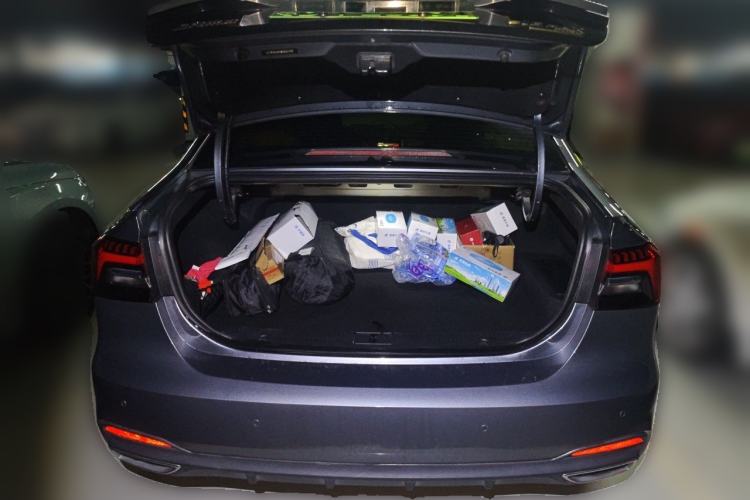 Used Roewe i6 MAX New Energy 2020 1.5T PHEV Cool & Stylish Skyroof Edition Trunk
