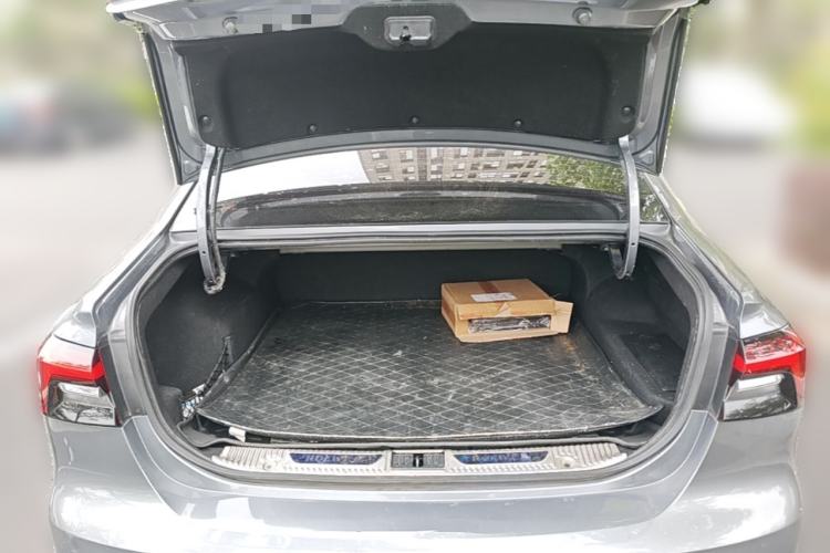 Used Roewe i6 MAX New Energy 2020 1.5T PHEV Sporty Cool Edition Trunk