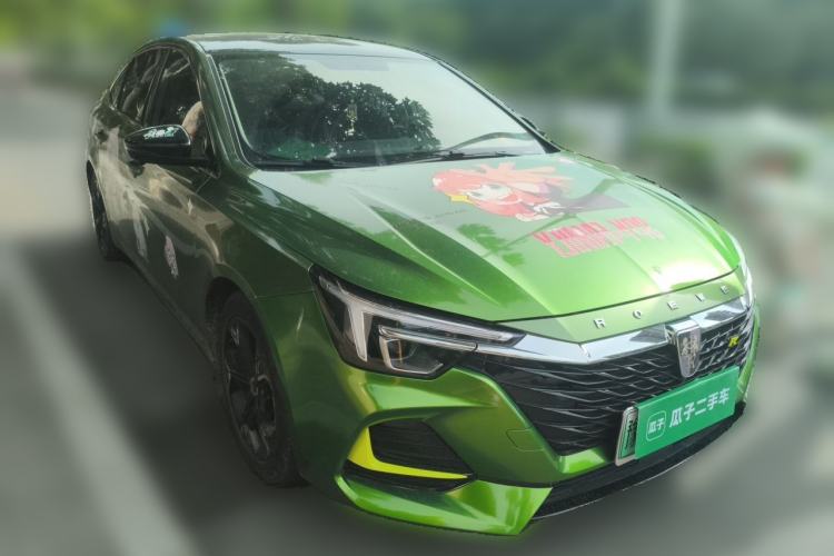 Used Roewe i6 MAX New Energy 2020 1.5T PHEV Cool & Stylish Skyroof Edition Front Right 45 Deg