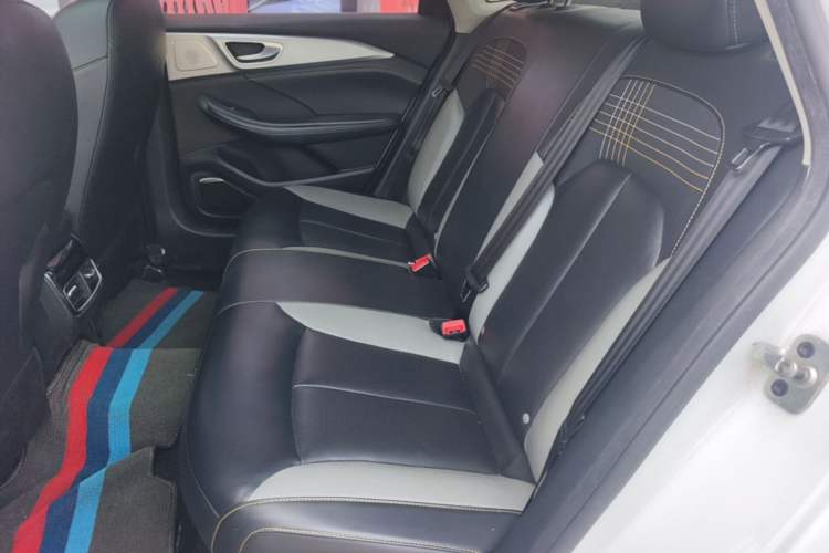 Used Roewe i6 MAX New Energy 2020 1.5T PHEV Cool & Stylish Skyroof Edition Left Rear Seat