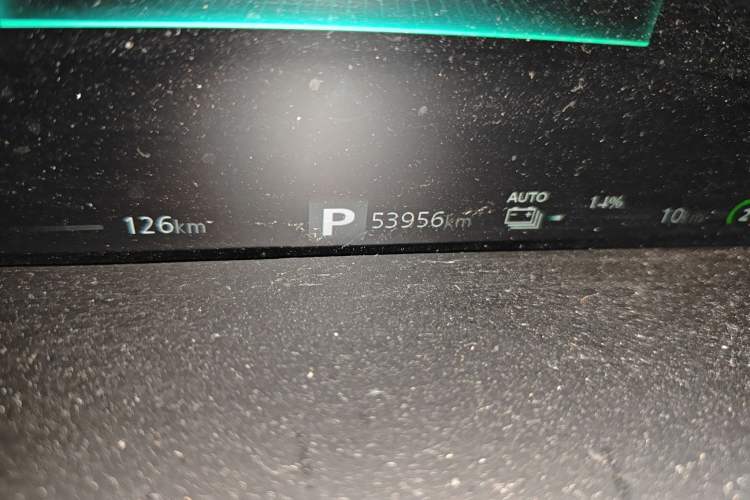 Used Roewe i6 MAX New Energy 2020 1.5T PHEV Cool & Stylish Skyroof Edition Odometer Close Up