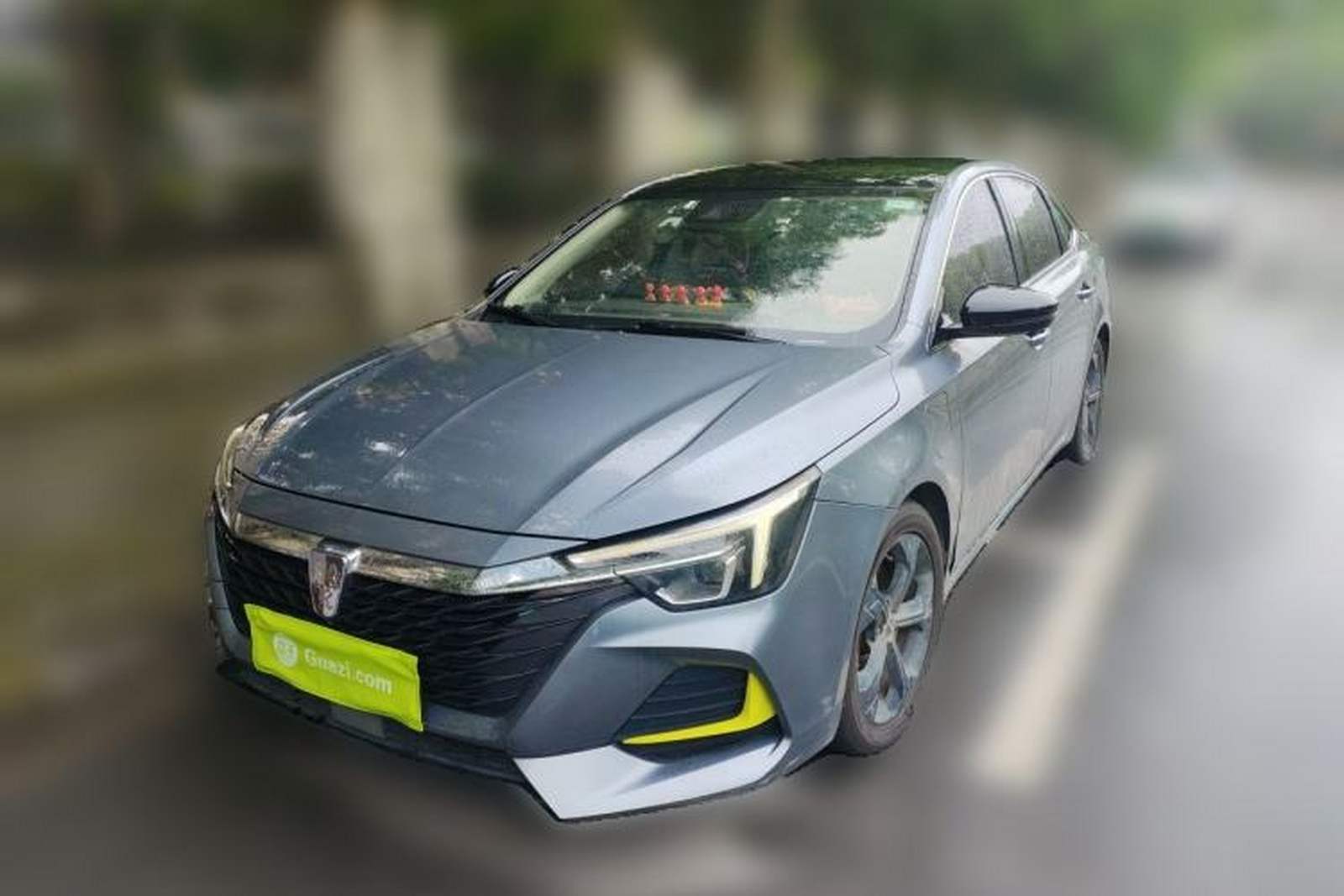 Фото Roewe с площадки